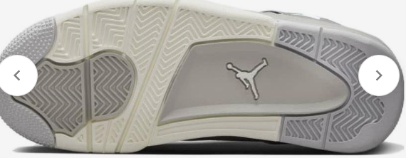 Air Jordan 4 Frozen Moments