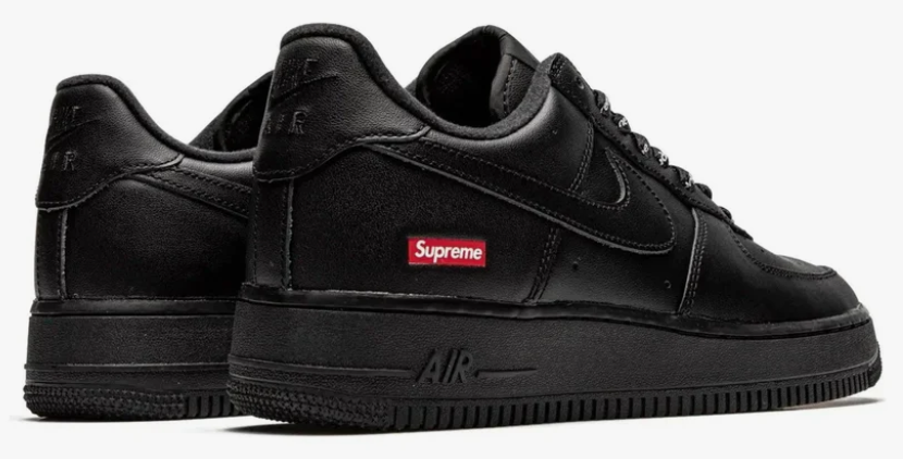 Nike Air Force 1 Supreme Pretos