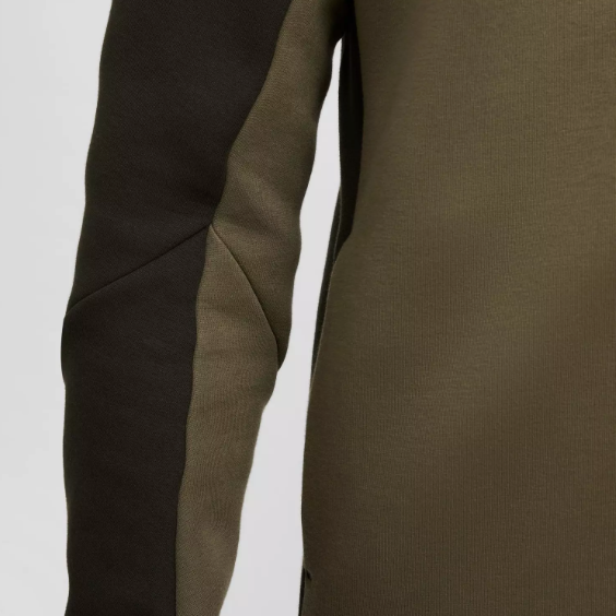 Nike Tech Fleece Olive