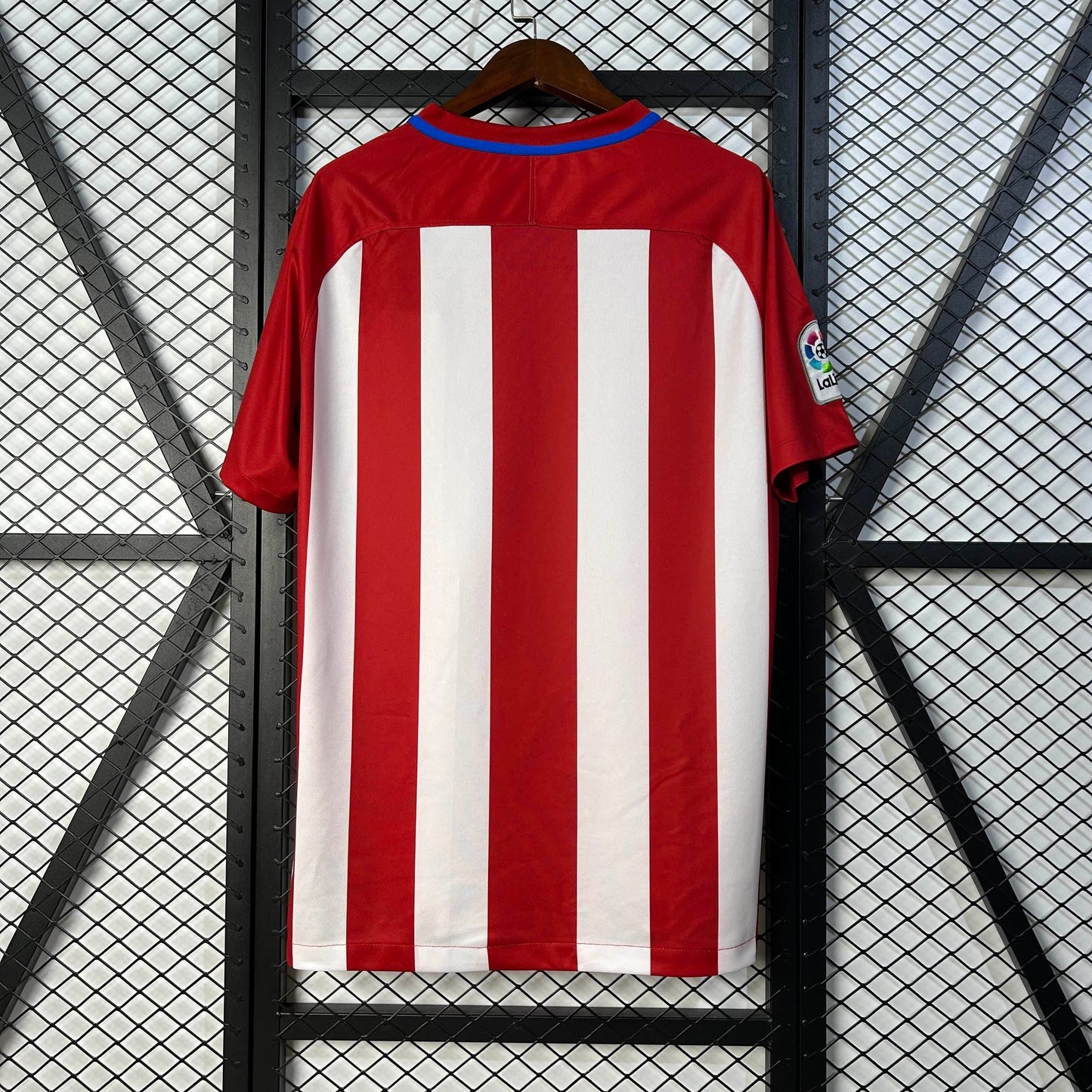 Camisola Retro Atlético Madrid 16/17